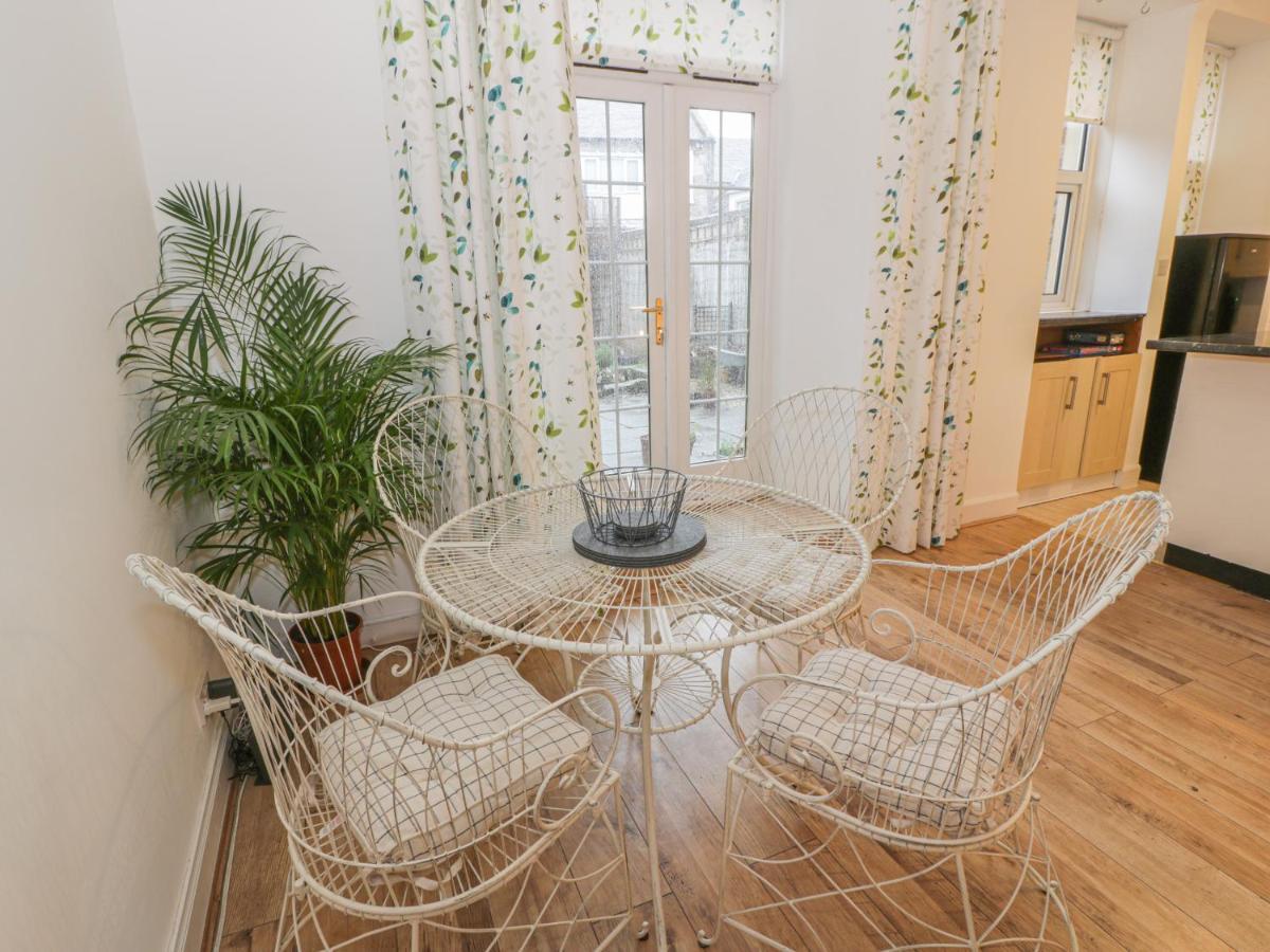 Garden Apartment Ayr Luaran gambar