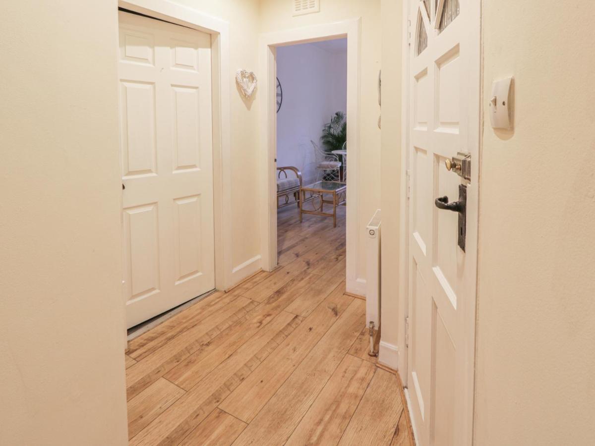 Garden Apartment Ayr Luaran gambar